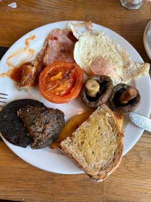 Wanderlust Cafe & Bistro