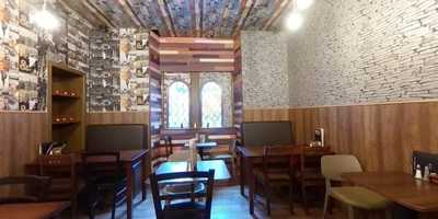 Mezza Lebanese Bistro