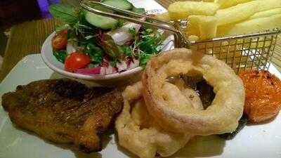 Carters Bar & Restaurant