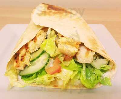 Nom Nom Pizza & Cafe Nida