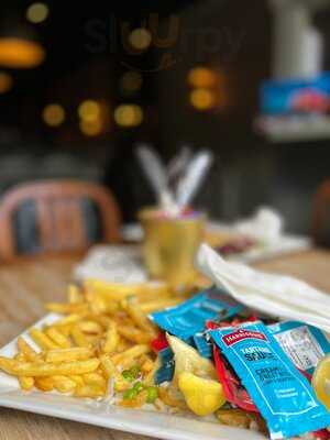 Maggie Dickson's Pub