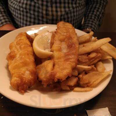 Maxies Bistro & Wine Bar