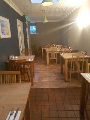 Brownes Coffee And Tapas Bar