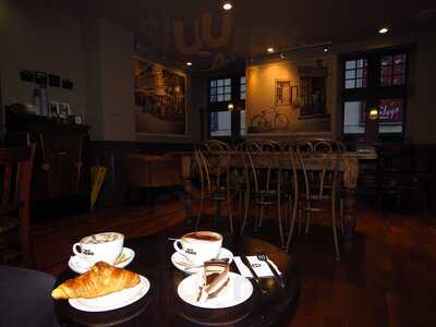 Caffe Nero - St Enochs