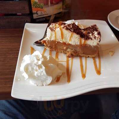 Cafe Presko Burger & Dessert Parlour