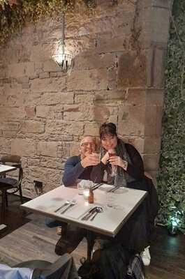 Merchants Restaurant