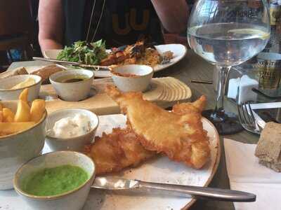 Juniper Scottish Gin Bar