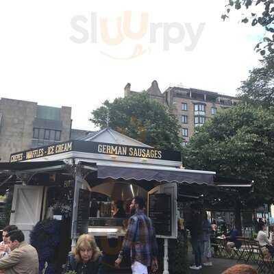 Sir Walter's Cafe In The Gardens