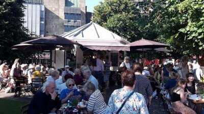 Sir Walter's Cafe In The Gardens
