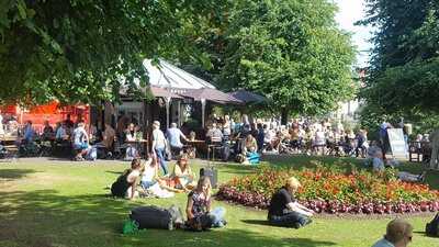 Sir Walter's Cafe In The Gardens