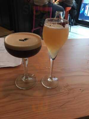 The Fat Pony Wine Bar