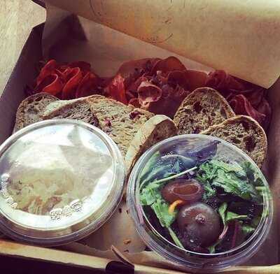 Llicorella Delicatessen