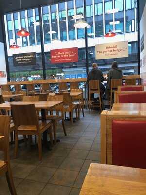 Five Guys Glasgow Braehead