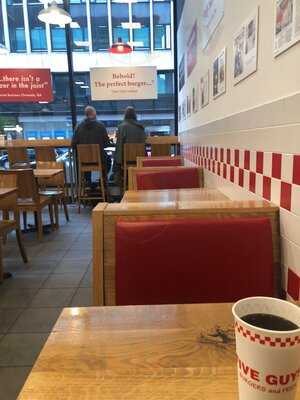 Five Guys Glasgow Braehead