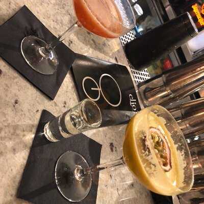 Madogs Cocktail Bar&grill