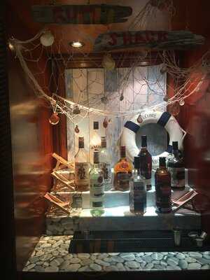 Jd Wetherspoon - The Robert Fitzharding