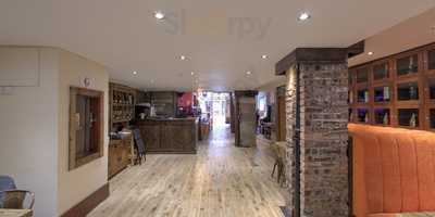 Foxy Fiddler Bar & Kitchen