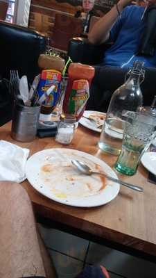 Foodfillas On The Corner