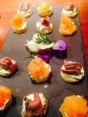 Green Kilt - Wee Porty Cafe