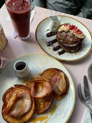 Hula In Fountainbridge