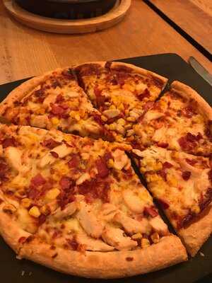 Pizza Hut