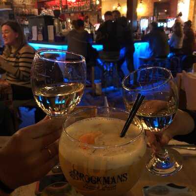 Barrel House Bar And Grill