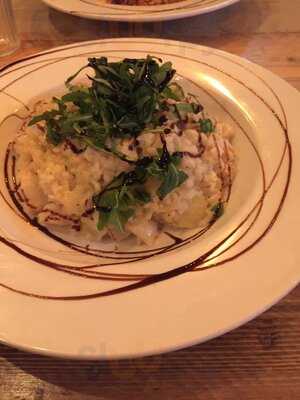 Barrel House Bar And Grill