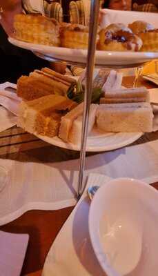 Queen Charlotte Rooms