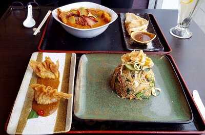 Banana Leaf (cambridge Street) - Malaysia Chinese Cuisine