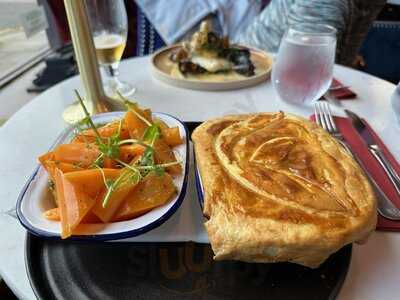 Hemingway's Edinburgh