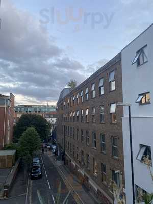 The Folk House Cafe And Bar