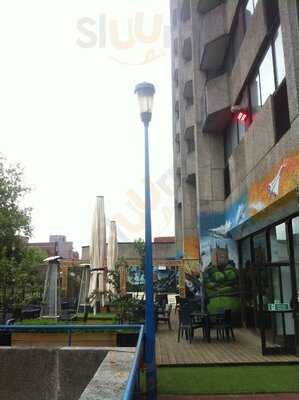 The Urban Roof Terrace