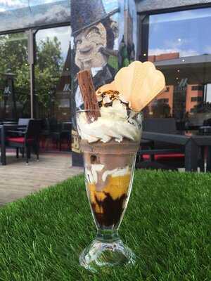 The Urban Roof Terrace