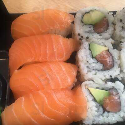 Bento Asian Food Bar (south Bridge)