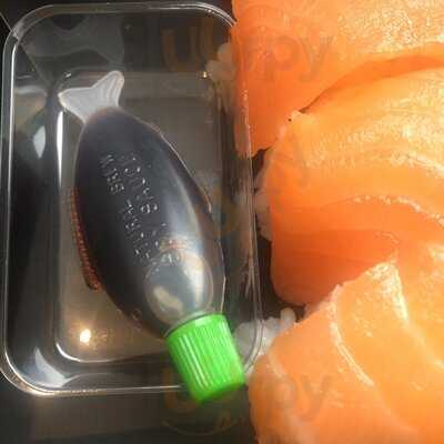 Bento Asian Food Bar (south Bridge)