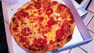 Carlo's Fish Bar And Restaurant