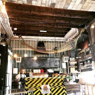 Durty Vegan Burger Club