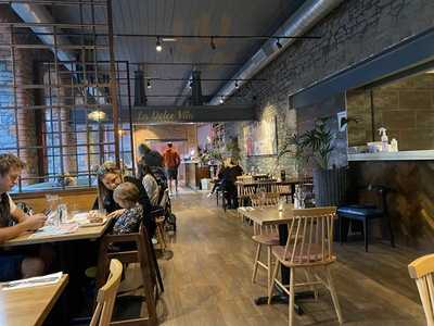 City Of Bristol College: City Restaurants