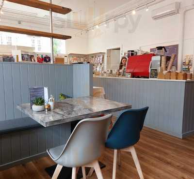 Cloudberry Gift & Coffee Shop