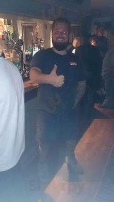 Cross Hands Public House