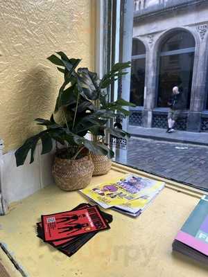 Gallery Restaurant And Bar