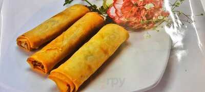 Yummi's Oriental Take Away