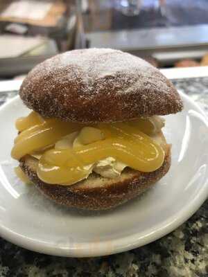 Andell's Restaurant & Tearoom