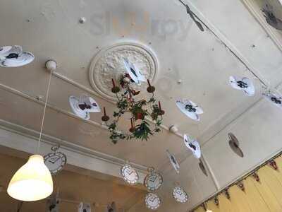 Mad Hatters Tearoom
