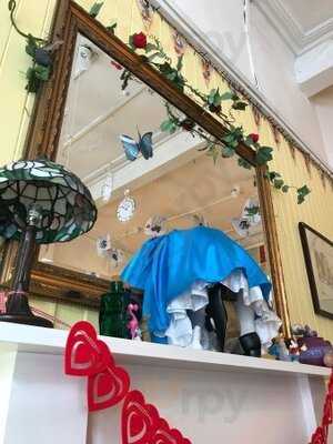 Mad Hatters Tearoom