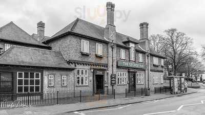 The George Inn