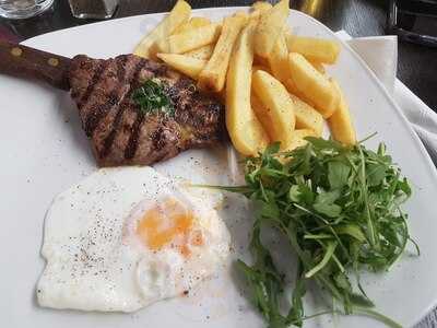 Dexters Bar & Chargrill