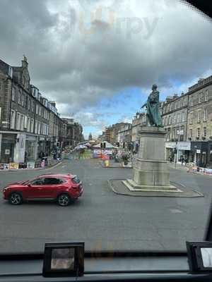 Starbucks 106 George Street