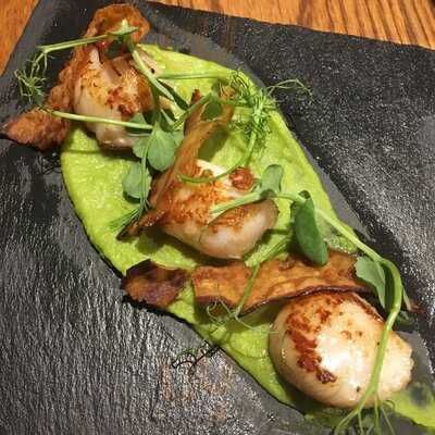 Michael's Bar & Bistro