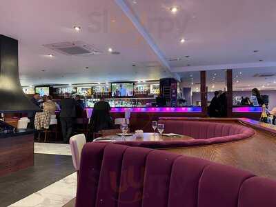 Michael's Bar & Bistro